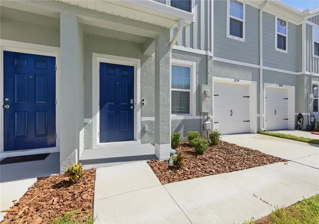 Photo 4 of Townhouse for sale at 12034 Grizzly Ln, New Port Richey, FL 34654 | MLS# TB8515909 | Listing updated on 2026-08-22