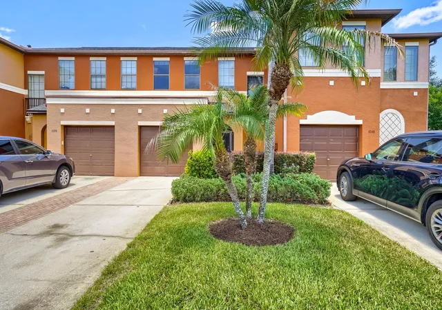 Photo 2 of Sale Pending at 1048 Tullamore Dr, Wesley Chapel, FL 33543 | MLS# TB8515911 | Listing updated on 2026-10-08