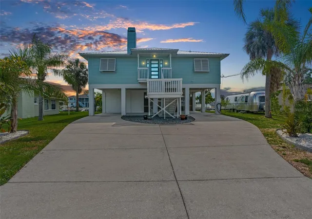 Photo 3 of Single family home for sale at 4464 Jacona Dr, Hernando Beach, FL 34607 | MLS# G5113348 | Listing updated on 2026-08-06