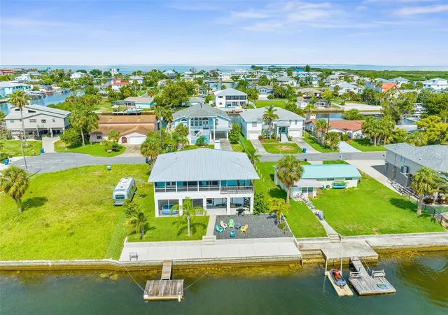 Homes for sale in Hernando Beach, FL | 4464 Jacona Dr, Hernando Beach, FL 34607 | MLS# G5113348