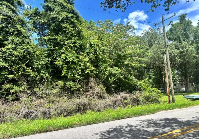 Homes for sale in Chiefland, FL | 11916 Nw 80Th Ct, Chiefland, FL 32626 | MLS# GC540937