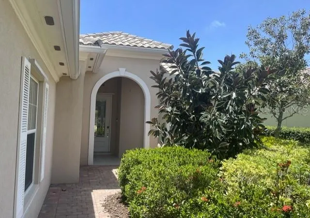 Photo 3 of Single family home for sale at 11818 Fiore Ln, Sarasota, FL 34238 | MLS# A4696065 | Listing updated on 2026-09-08