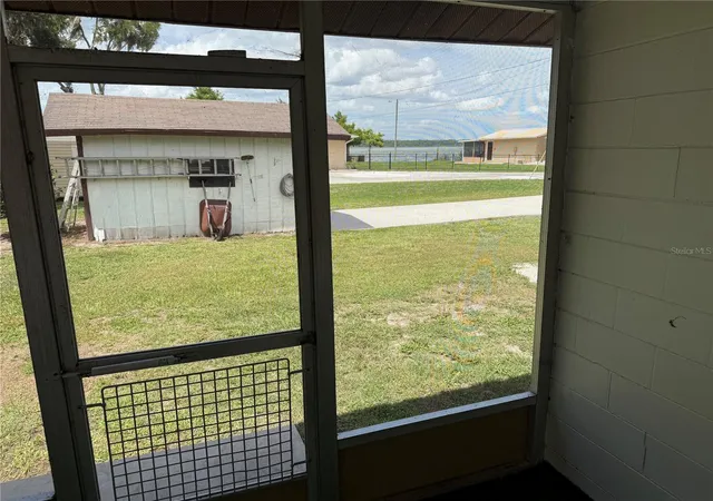 Homes for sale in Lake Panasoffkee, FL | 1141 County Road 457, Lake Panasoffkee, FL 33538 | MLS# G5113351