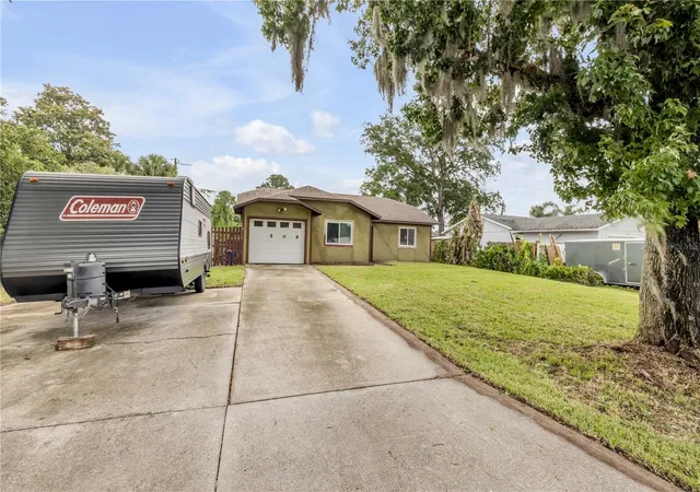 Homes for sale in Edgewater, FL | 2509 Woodland Dr, Edgewater, FL 32141 | MLS# NS1088433
