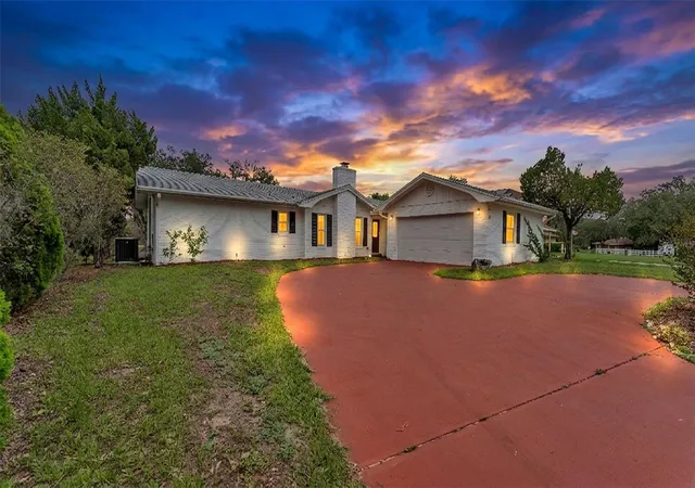 Photo 1 of Single family home for sale at 13 Sun Air Blvd E, Haines City, FL 33844 | MLS# L4962478 | Listing updated on 2026-10-06