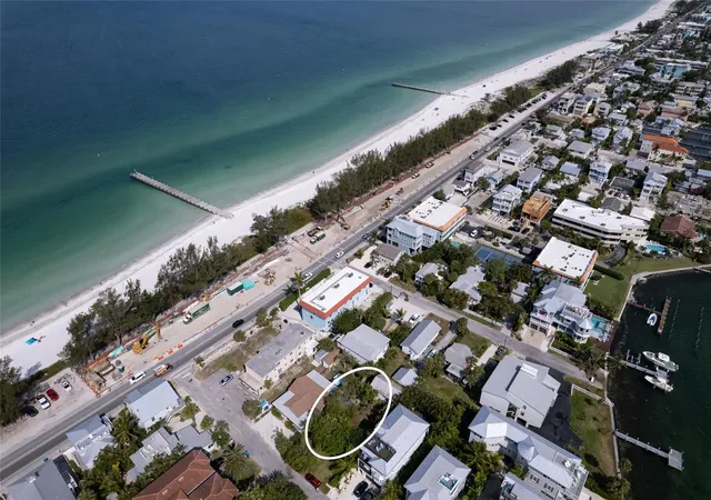 2nd image of 106 11th St S, Bradenton Beach, FL 34217 | MLS# A4696069