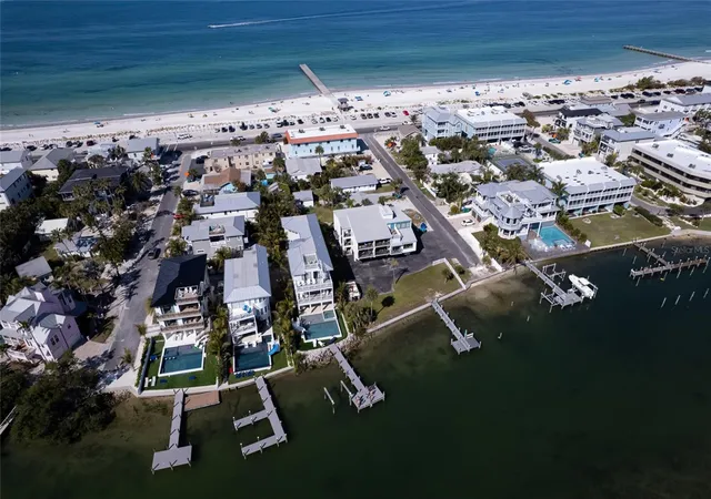 4th image of 106 11Th St S, Bradenton Beach, FL 34217 | MLS# A4696069