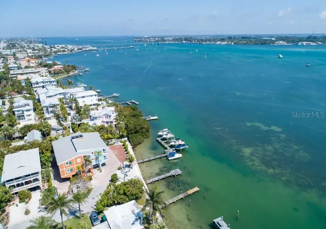 5th image of 106 11Th St S, Bradenton Beach, FL 34217 | MLS# A4696069