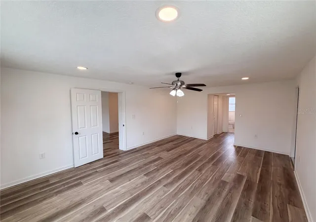Photo 3 of Single family home for sale at 567 Baywood Dr N, Dunedin, FL 34698 | MLS# O6414063 | Listing updated on 2026-09-17