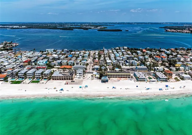 1st image of 101 25Th St N #3, Bradenton Beach, FL 34217 | MLS# A4696077