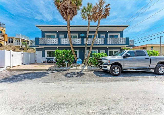 5th image of 101 25Th St N #3, Bradenton Beach, FL 34217 | MLS# A4696077