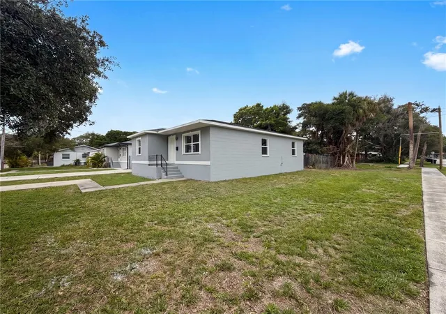 Homes for sale in Saint Petersburg, FL | 845 40th Ave S, Saint Petersburg, FL 33705 | MLS# O6414082