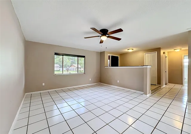 4th image of 601 Brentwood Pl, Brandon, FL 33511 | MLS# TB8515976
