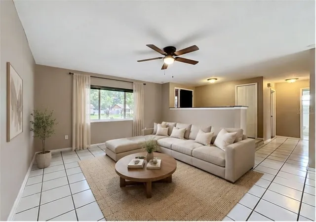 5th image of 601 Brentwood Pl, Brandon, FL 33511 | MLS# TB8515976
