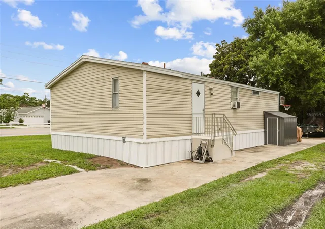 Homes for sale in Saint Cloud, FL | 2016 Oak St, Saint Cloud, FL 34769 | MLS# S5151341