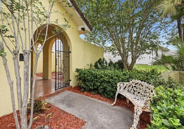 Photo 1 of Single family home for sale at 7026 Willow Run Loop, Lakeland, FL 33813 | MLS# P4938944 | Listing updated on 2026-08-26