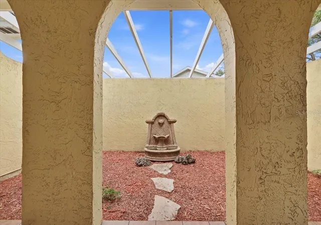 Photo 4 of Single family home for sale at 7026 Willow Run Loop, Lakeland, FL 33813 | MLS# P4938944 | Listing updated on 2026-08-26