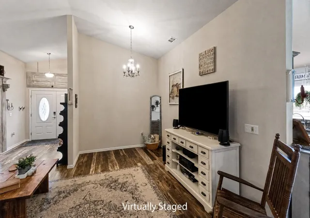 Homes for sale in Mulberry, FL | 4562 Fairway Oaks Dr, Mulberry, FL 33860 | MLS# L4962481