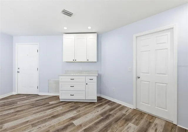 Photo 4 of Sale Pending at 1083 Jackson St, The Villages, FL 32162 | MLS# G5113357 | Listing updated on 2026-09-25
