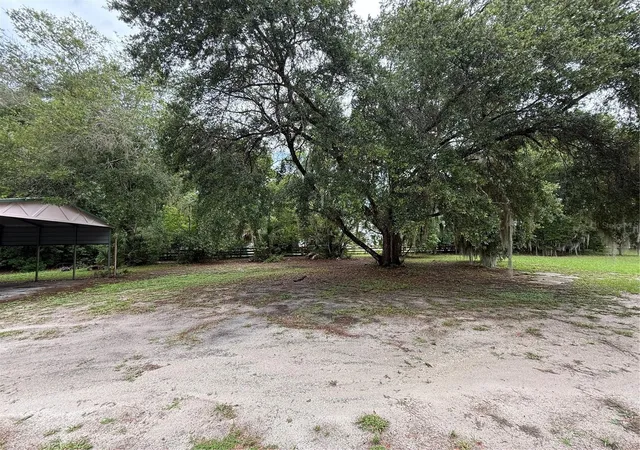 33rd image of 110 N Volusia Ave, Pierson, FL 32180 | MLS# G5113358