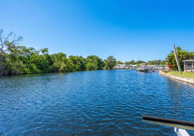 Photo 3 of Manufactured home for sale at 6825 Mount Orange Dr NE #390, Saint Petersburg, FL 33702 | MLS# TB8515989 | Listing updated on 2026-10-20