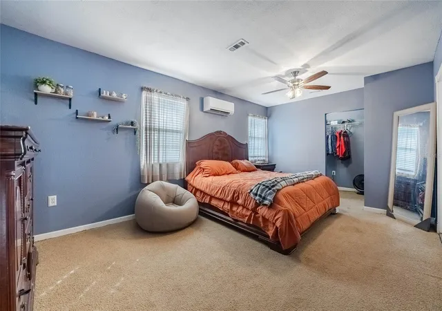 5th image of 729 E Lake Ave, Eagle Lake, FL 33839 | MLS# L4962485