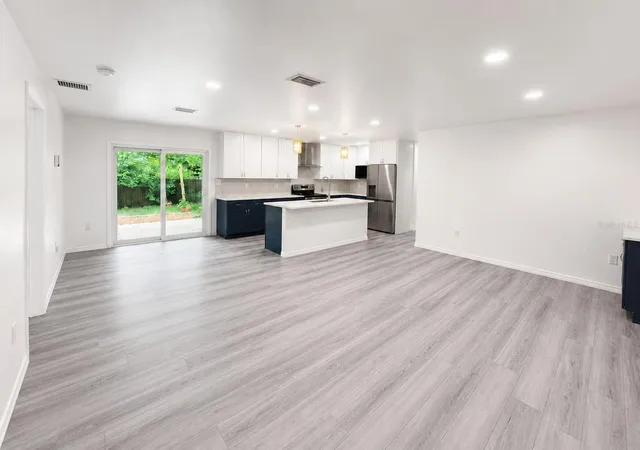 2nd image of 4302 Nw 21st Dr, Gainesville, FL 32605 | MLS# GC540946