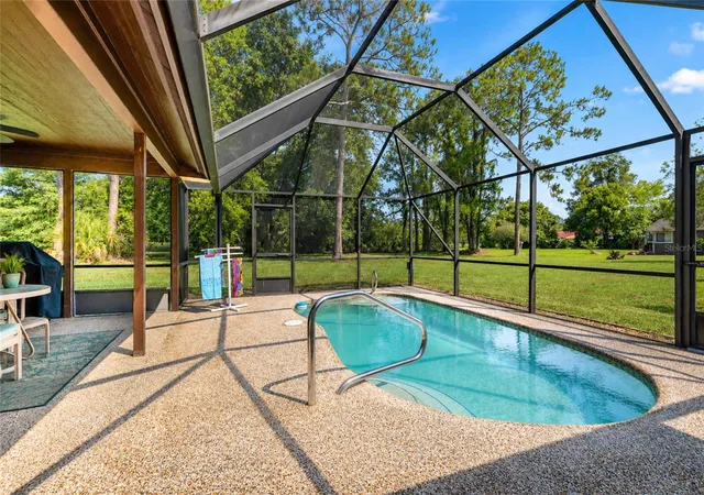 Photo 2 of Single family home for sale at 21 Wedgewood Ln, Palm Coast, FL 32164 | MLS# FC319068 | Listing updated on 2026-10-24