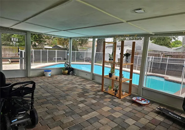 Homes for sale in Lutz, FL | 18322 Swan Lake Dr, Lutz, FL 33549 | MLS# TB8516009