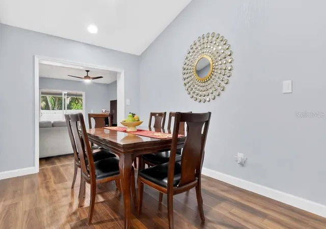 5th image of 1092 W Riviera Blvd, Oviedo, FL 32765 | MLS# O6414109