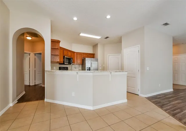 Photo 3 of Single family home for sale at 1221 Longville Cir, Tavares, FL 32778 | MLS# O6414120 | Listing updated on 2026-07-03