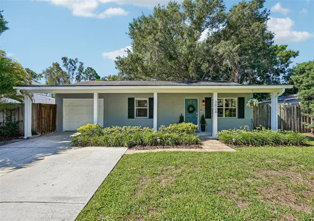 Photo 1 of Single family home for sale at 3924 W Bay View Ave, Tampa, FL 33611 | MLS# TB8516036 | Listing updated on 2026-08-28
