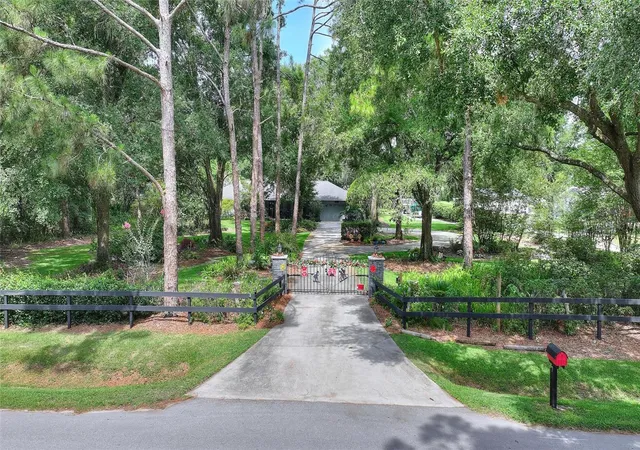 4th image of 7 Lake Arrowhead Dr, Winter Haven, FL 33880 | MLS# P4938946