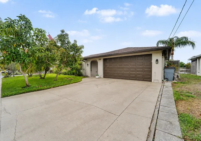 1st image of 5736 Melaleuca Dr, Holiday, FL 34690 | MLS# TB8516066