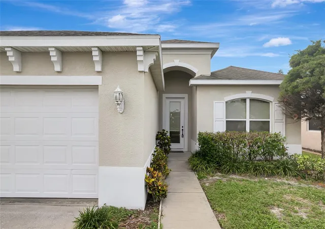 5th image of 14551 Potterton Cir, Hudson, FL 34667 | MLS# TB8516074