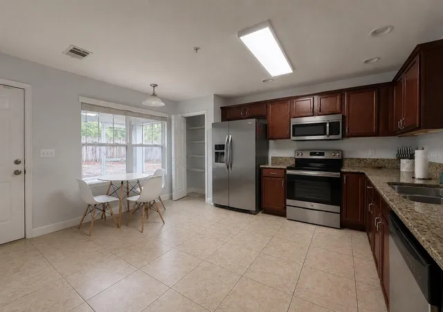 Photo 3 of Condo for sale at 4663 Sw 48th Drive #137, Gainesville, FL 32608 | MLS# GC540954 | Listing updated on 2026-09-19