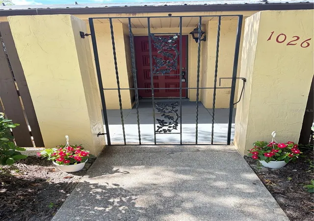 Photo 1 of House for sale at 1026 Medinah Dr, Winter Haven, FL 33884 | MLS# L4962495 | Listing updated on 2026-10-06
