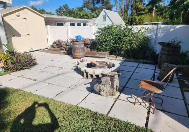 Photo 4 of Single family home for sale at 734 37th Avenue N, St Petersburg, FL 33704 | MLS# TB8516104 | Listing updated on 2026-10-07