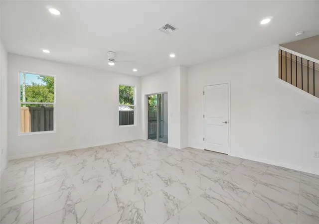 5th image of 607 Silver Stream Ct, Brandon, FL 33511 | MLS# TB8516123
