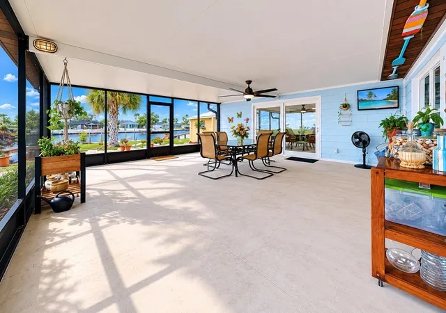 3rd image of 803 Leisey Cir, Ruskin, FL 33570 | MLS# TB8516124