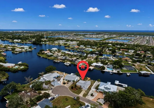 4th image of 803 Leisey Cir, Ruskin, FL 33570 | MLS# TB8516124