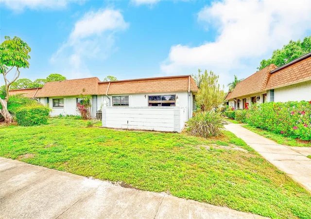 Homes for sale in Pinellas Park, FL | 5045 70th Pl N #5045, Pinellas Park, FL 33781 | MLS# TB8516128