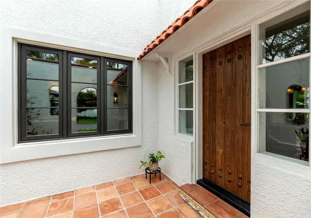 4th image of 1864 Clematis St St, Sarasota, FL 34239 | MLS# A4696114