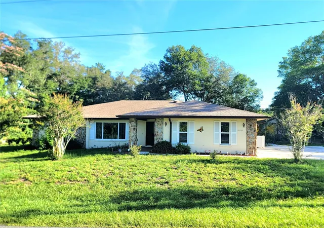 1st image of 19725 Sw Beach Blvd, Dunnellon, FL 34431 | MLS# OM726103