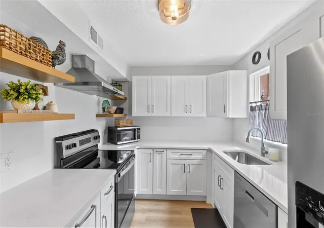 3rd image of 267 Crown Oaks Wy #267, Longwood, FL 32779 | MLS# O6414230
