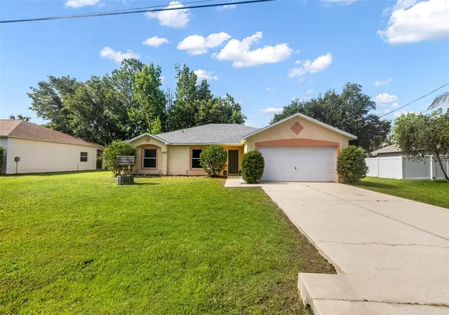 1st image of 16 Slumber Path, Palm Coast, FL 32164 | MLS# FC319076