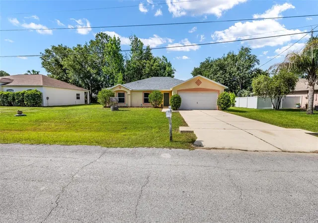 3rd image of 16 Slumber Path, Palm Coast, FL 32164 | MLS# FC319076