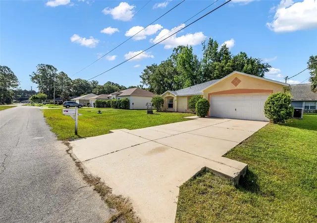 4th image of 16 Slumber Path, Palm Coast, FL 32164 | MLS# FC319076