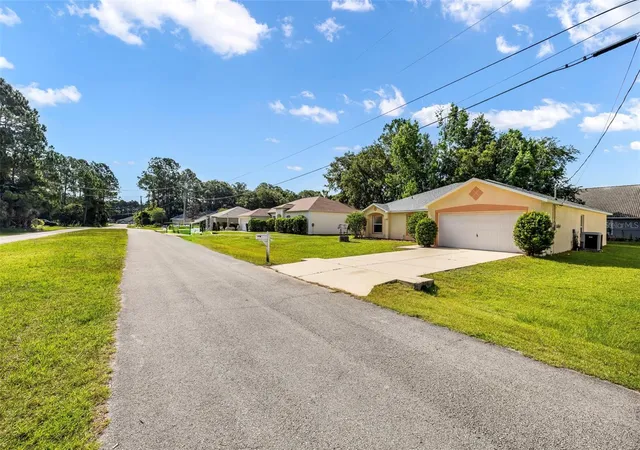 5th image of 16 Slumber Path, Palm Coast, FL 32164 | MLS# FC319076