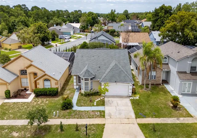 Homes for sale in Kissimmee, FL | 8810 Kensington Ct, Kissimmee, FL 34747 | MLS# S5151363